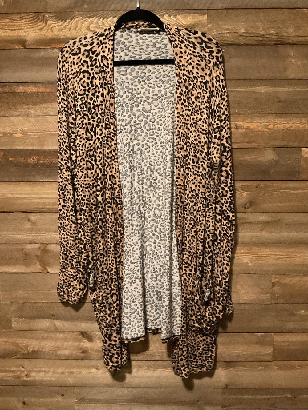 Zenana Women’s Leopard Print Knit Long Sleeve Open Front Cardigan Size 1X